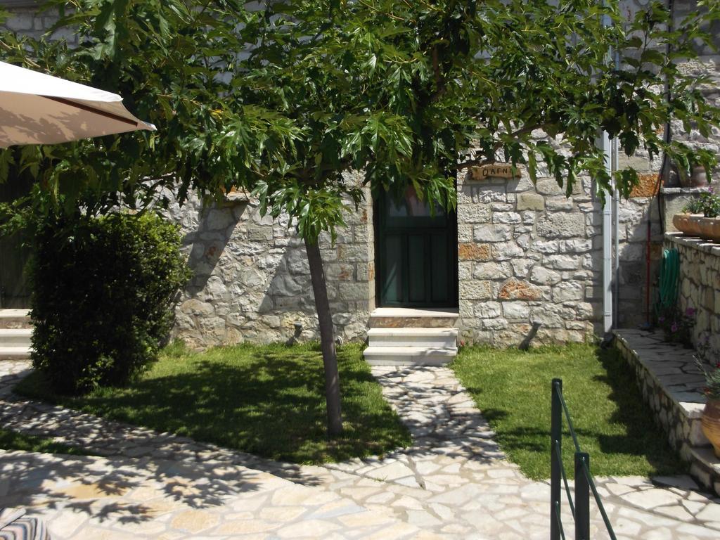 Sivros Stone Cottages Extérieur photo