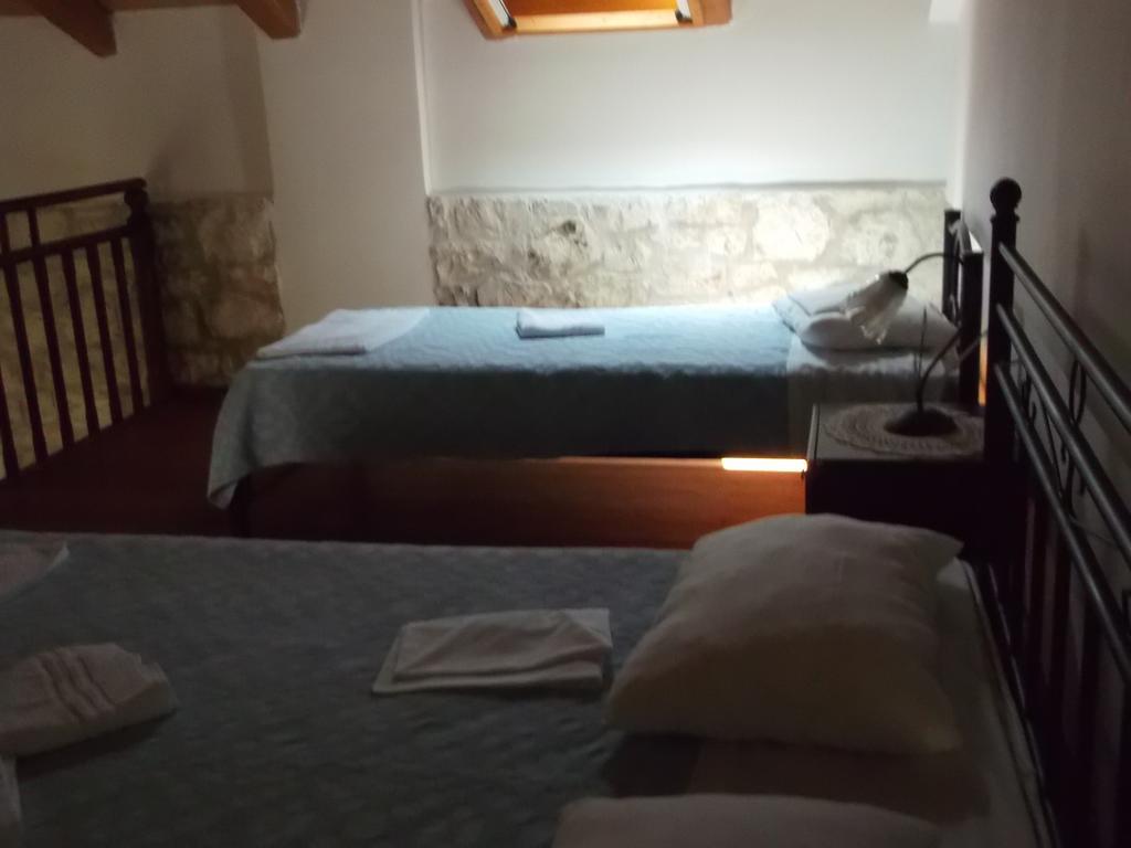 Sivros Stone Cottages Extérieur photo