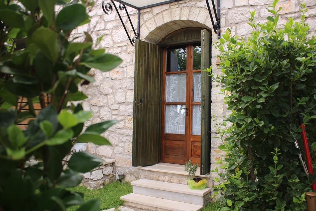 Sivros Stone Cottages Extérieur photo